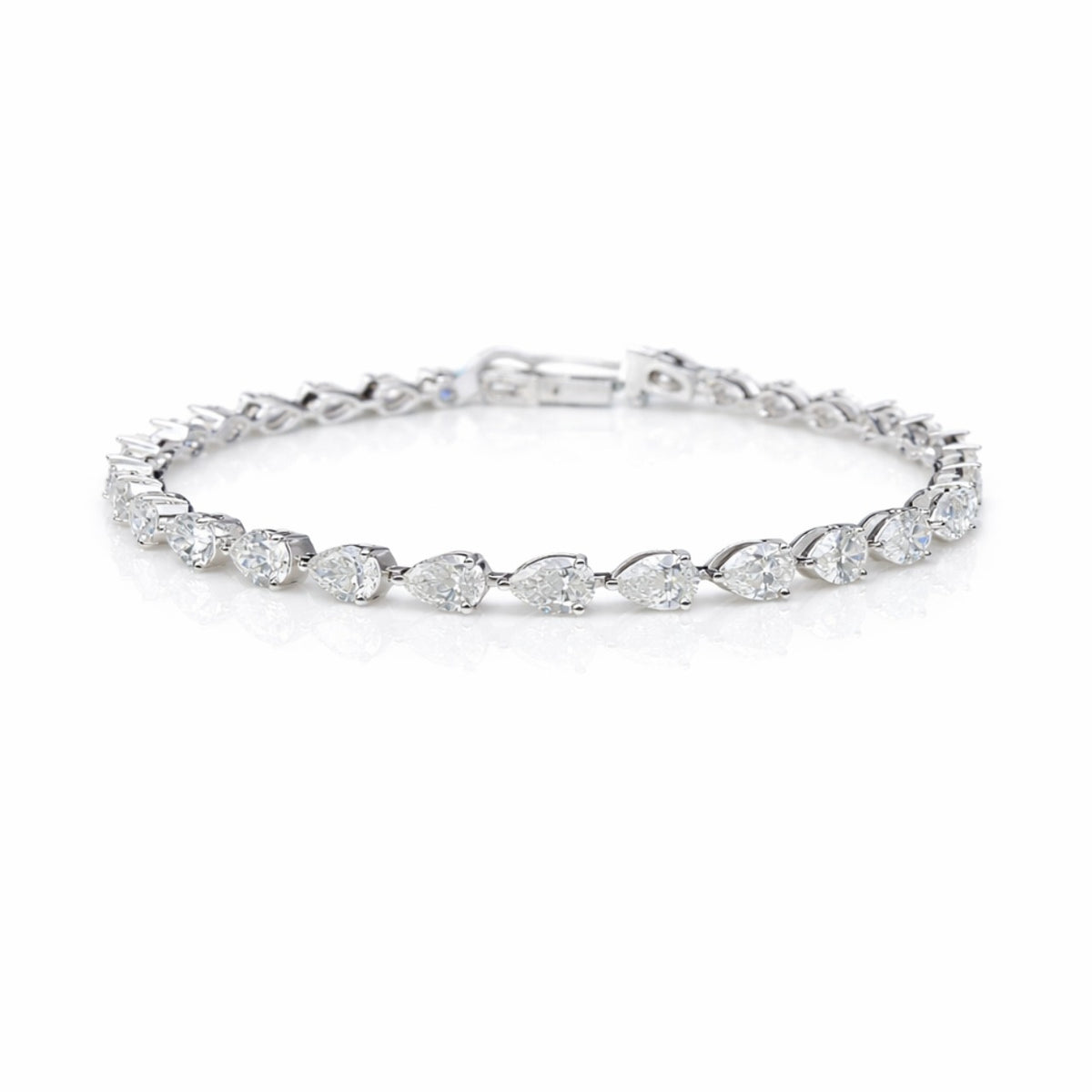 Pear Shape 0.24 up EF VVS-VS - 18K White Gold Tennis Bracelet