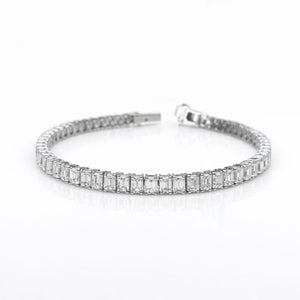Emerald Shape 0.19 up FG VVS-VS - 18K White Gold Tennis Bracelet