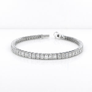 Emerald Shape 0.20 up FG VVS-VS - 18K White Gold Tennis Bracelet