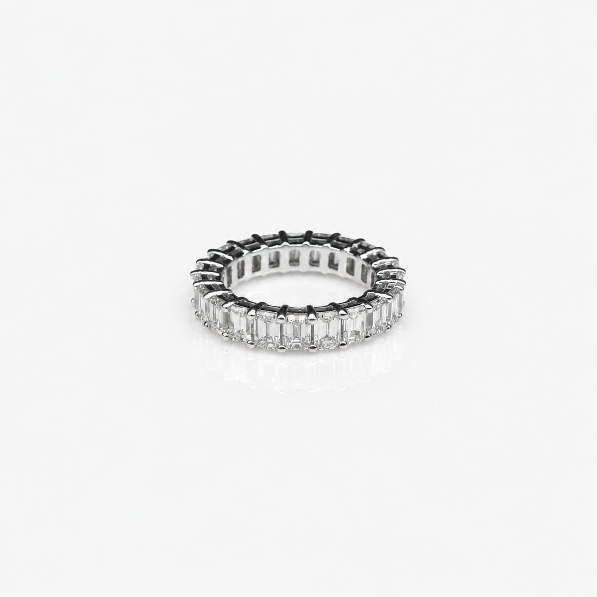 Emerald Shape 0.19 up FG VVS-VS - 18K White Gold Eternity Ring