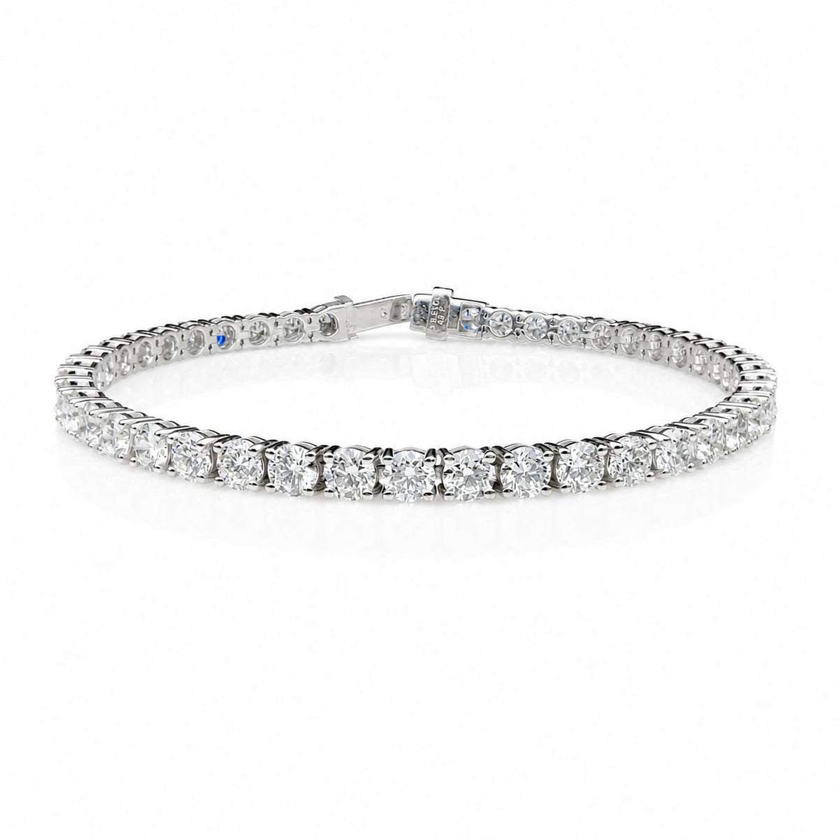 Round Shape 0.20 up FG VVS-VS - 18k White Gold Tennis Bracelet