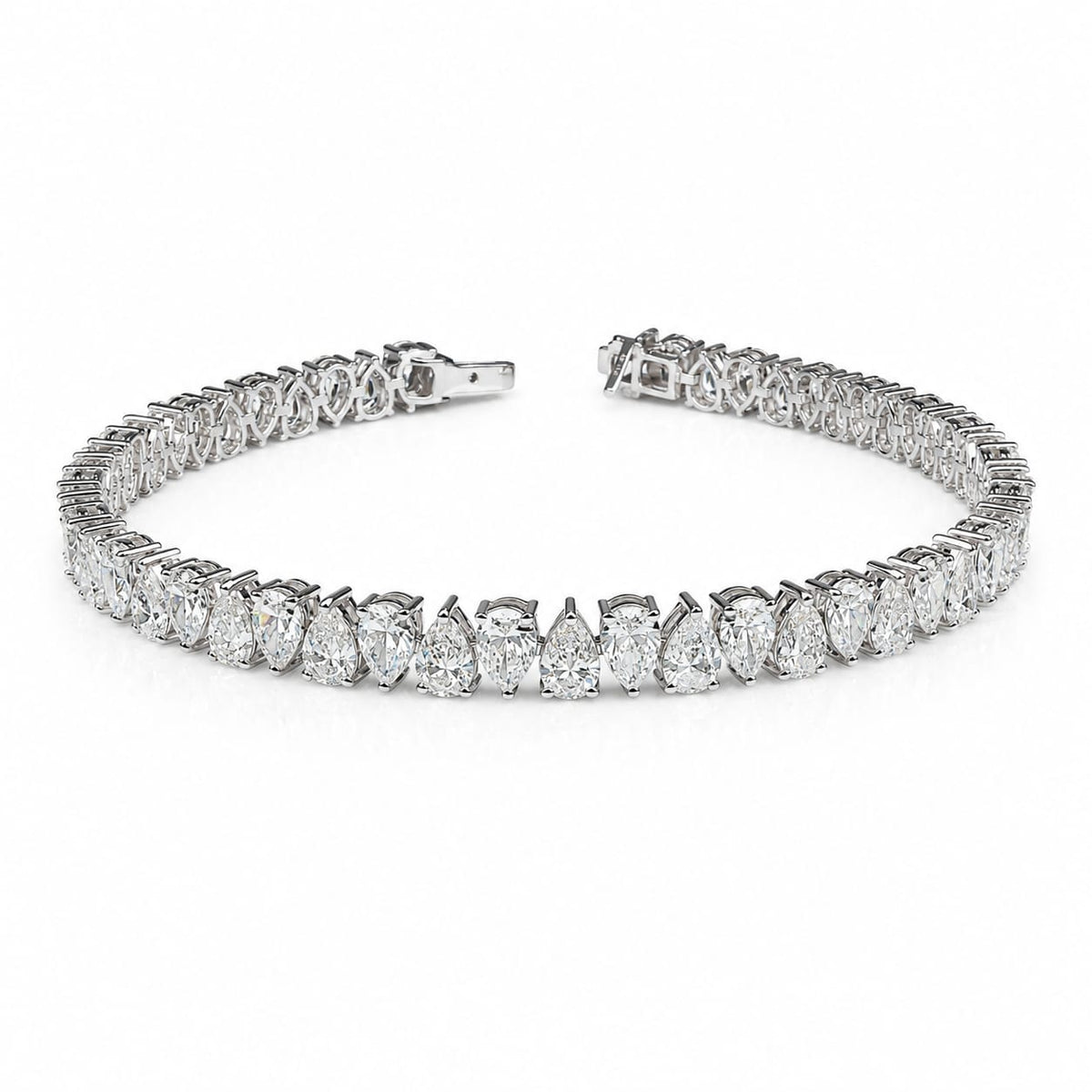 Pear Shape 0.31 up EF VVS-VS - 18K White Gold Tennis Bracelet