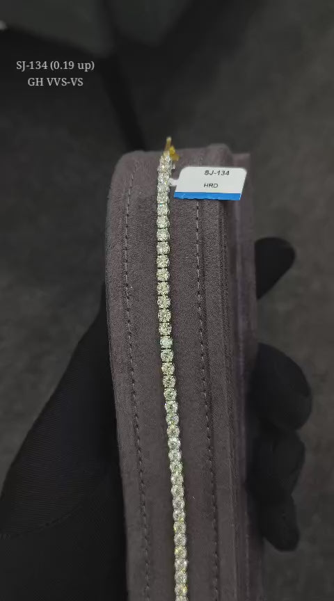 Round Shape 0.19 up GH VVS-VS - 18k White Gold Tennis Bracelet