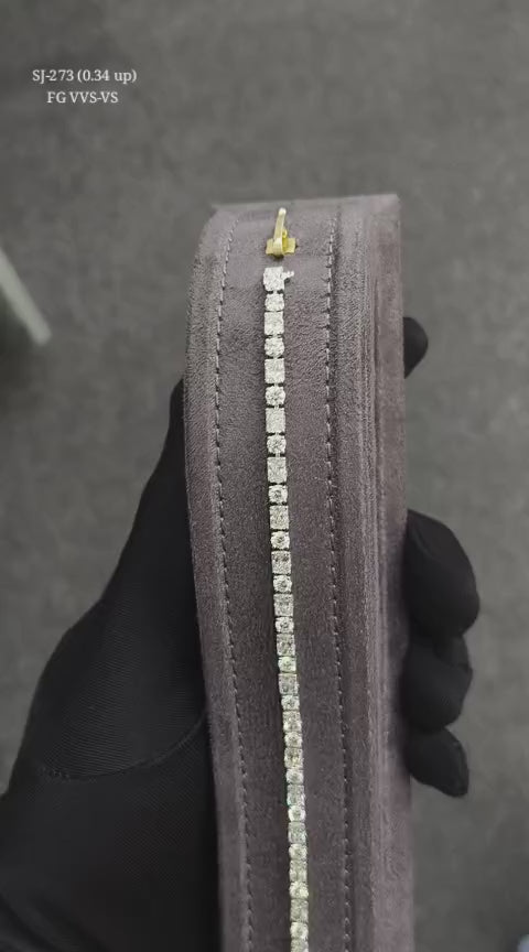 Radiant Shape 0.34 up & Round Shape 0.18 up FG VVS-VS - 18K White Gold Tennis Bracelet